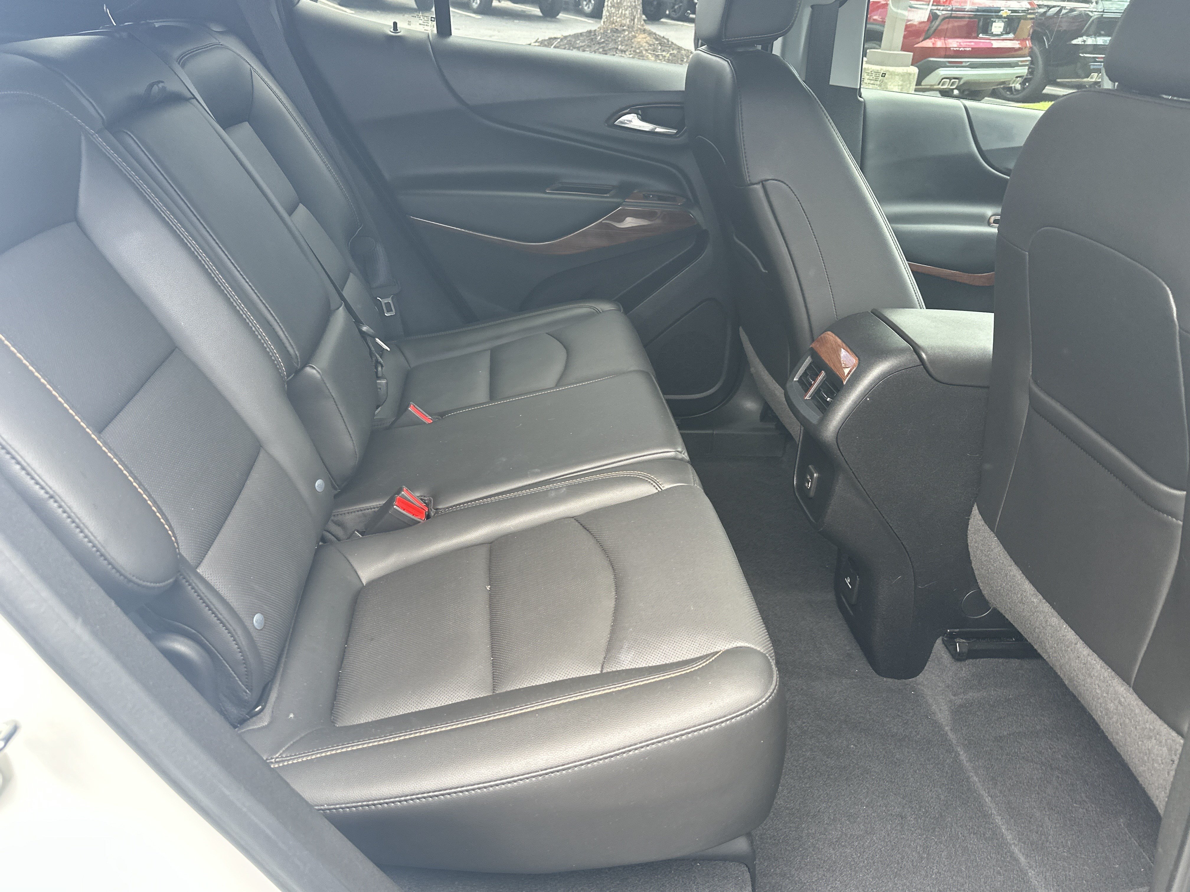 Certified 2020 Chevrolet Equinox LT w/ Sport Edition FWD image 15