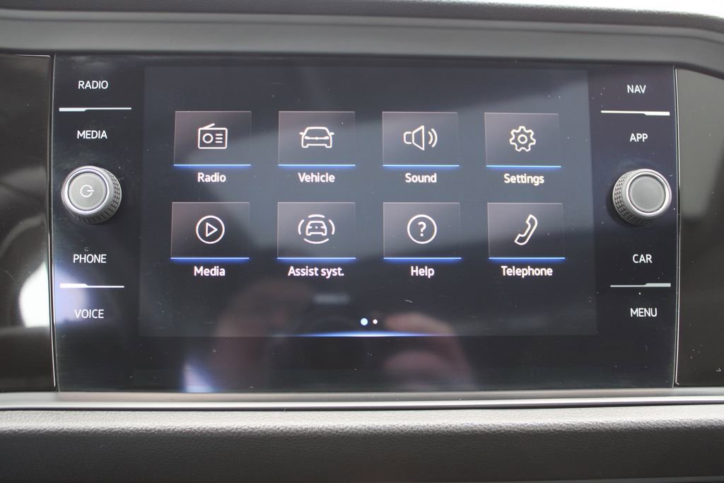 Used 2022 Volkswagen Jetta SEL image 14