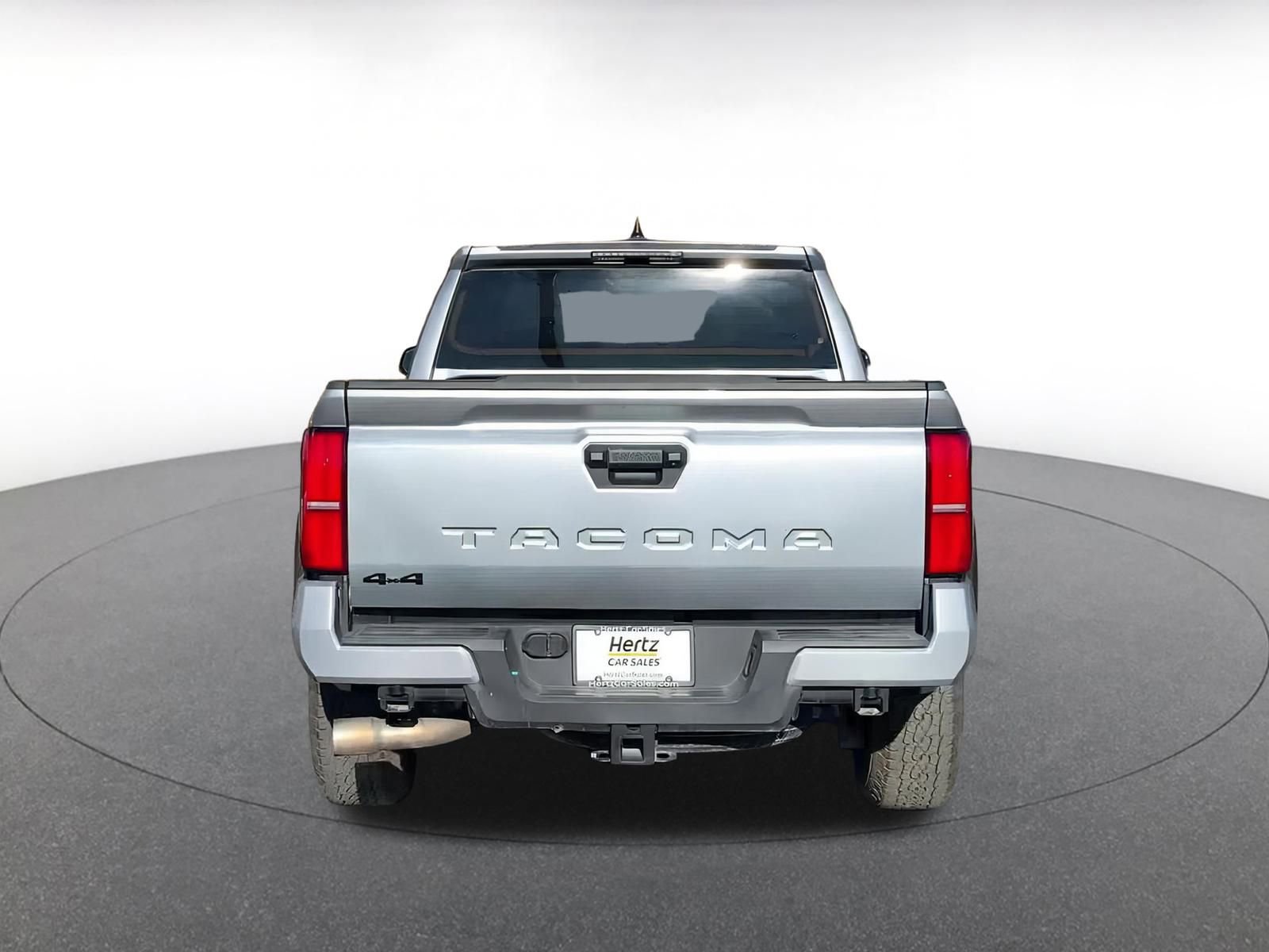 Used 2025 Toyota Tacoma TRD Off-Road image 12