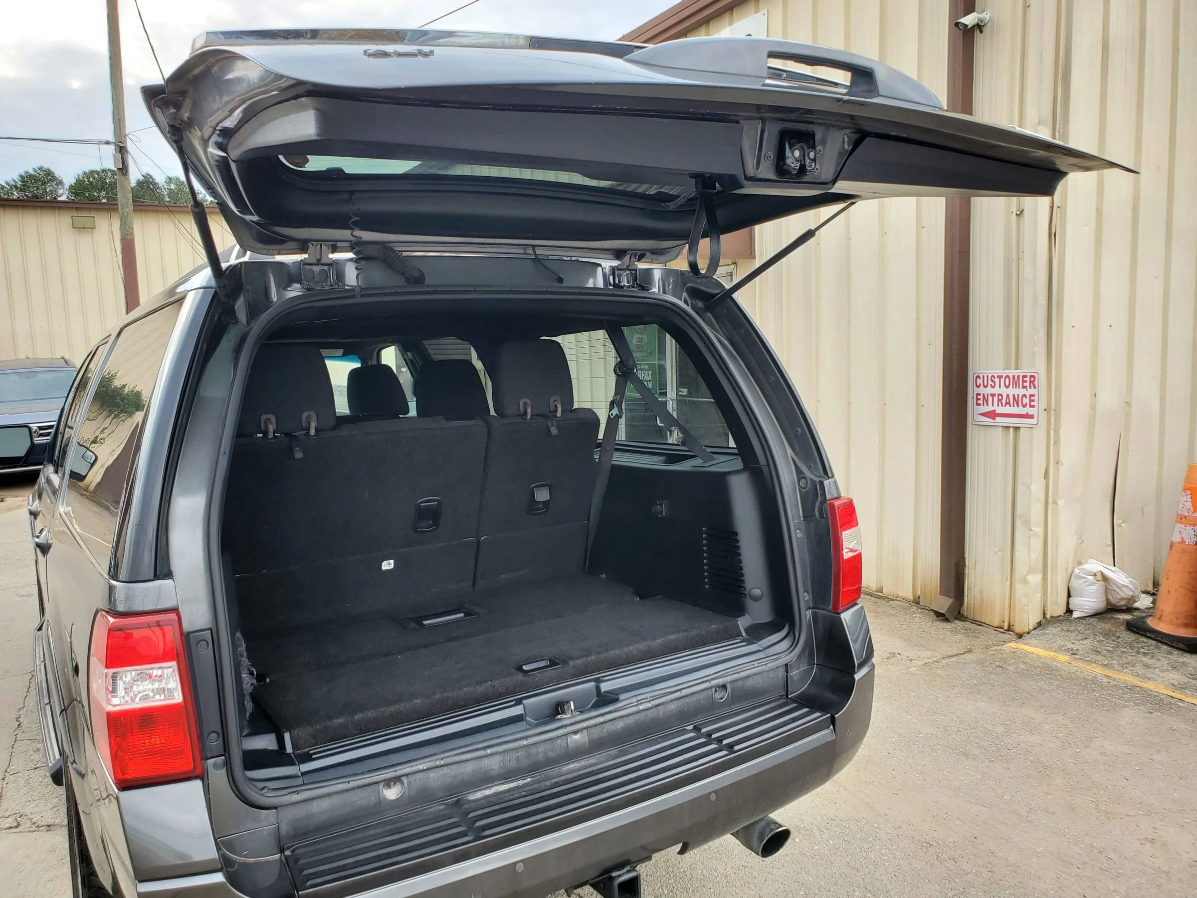 Used 2017 Ford Expedition EL XLT image 57