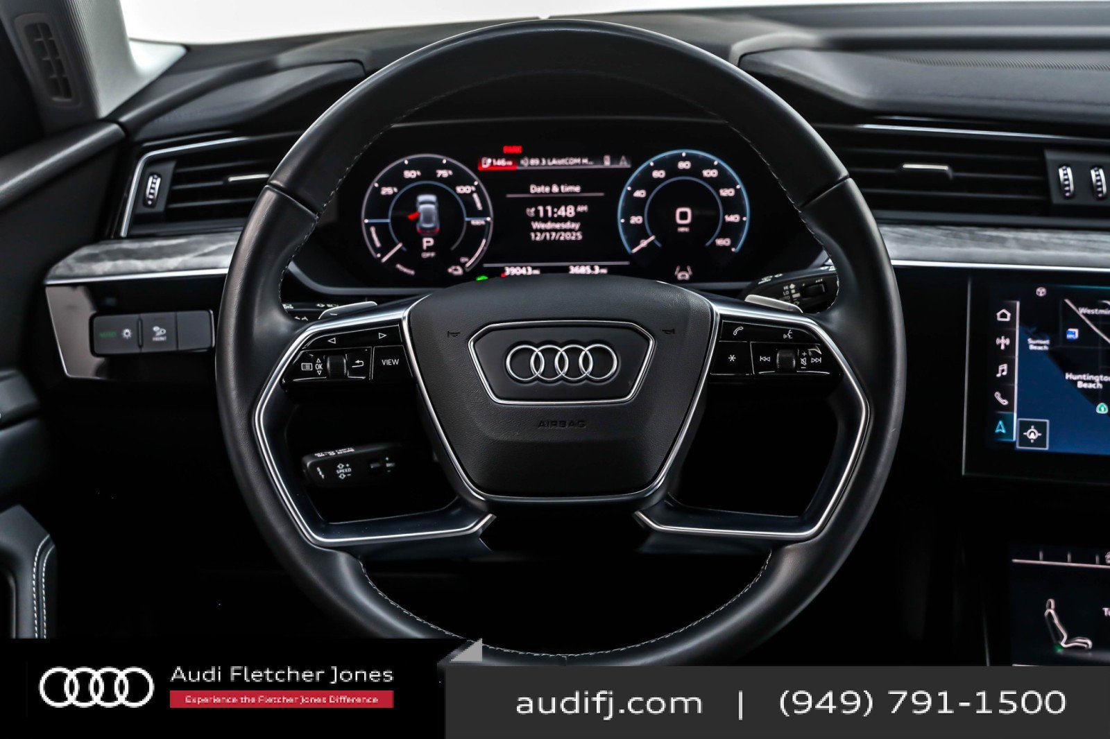 Used 2022 Audi e-tron Premium w/ Convenience Plus Package image 18