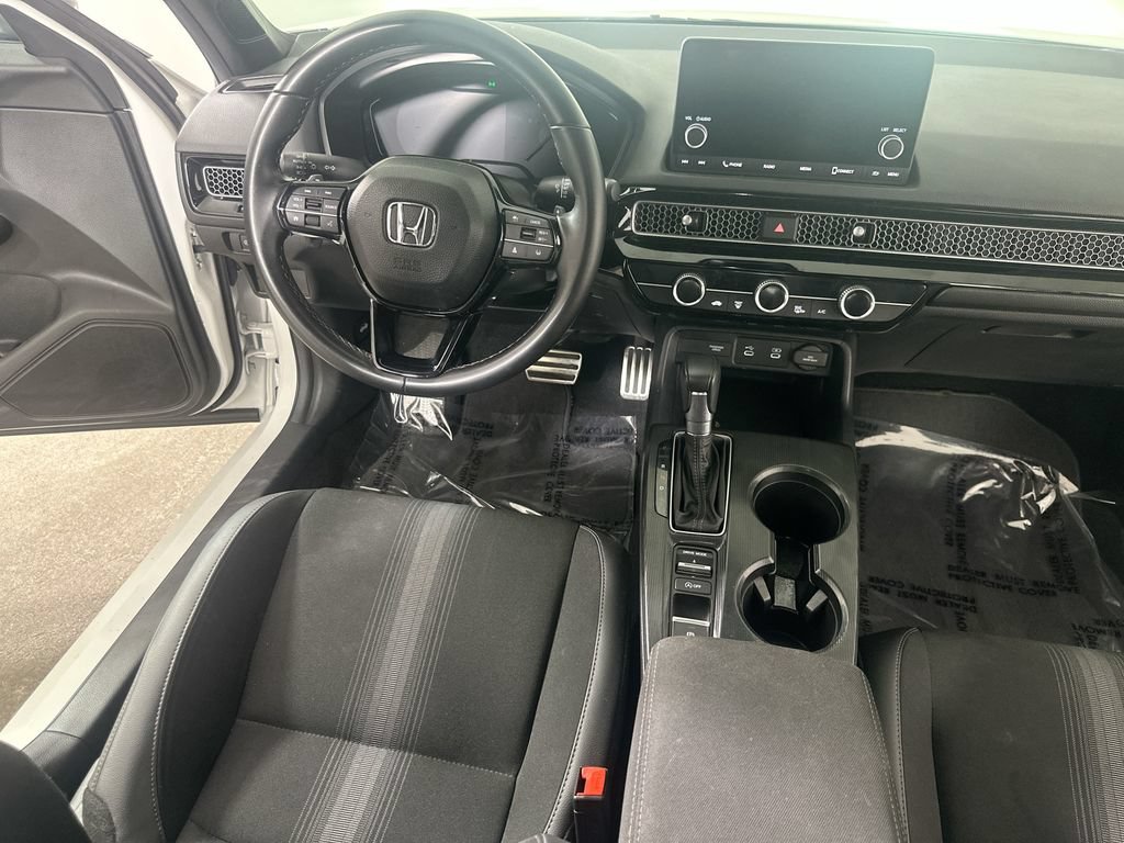 Used 2025 Honda Civic Sport image 17