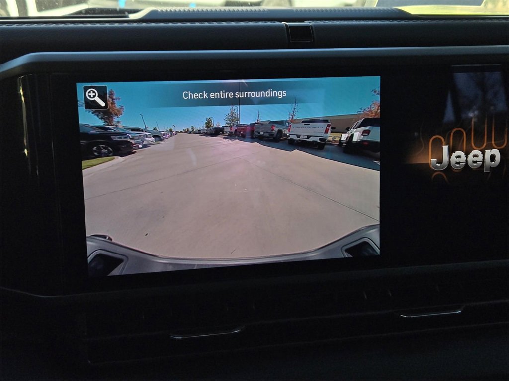 New 2025 Jeep Gladiator Sport image 19