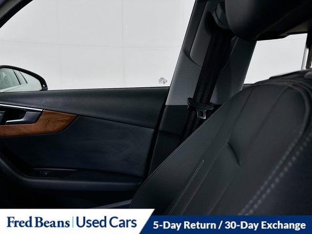 Used 2023 Audi A4 2.0T Premium w/ Convenience Package image 24