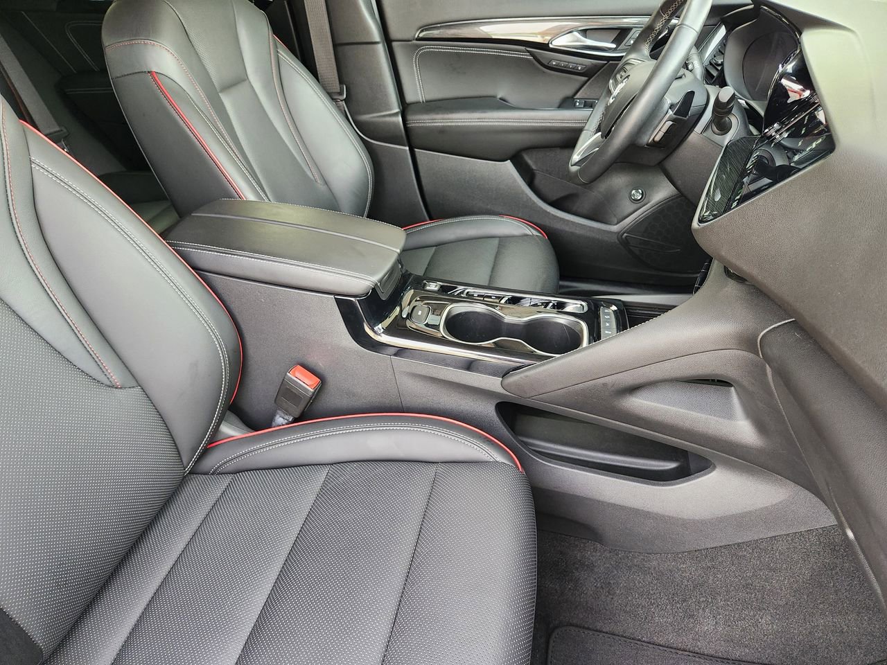 Used 2023 Buick Envision Essence w/ Sport Touring Package AWD/4WD image 13