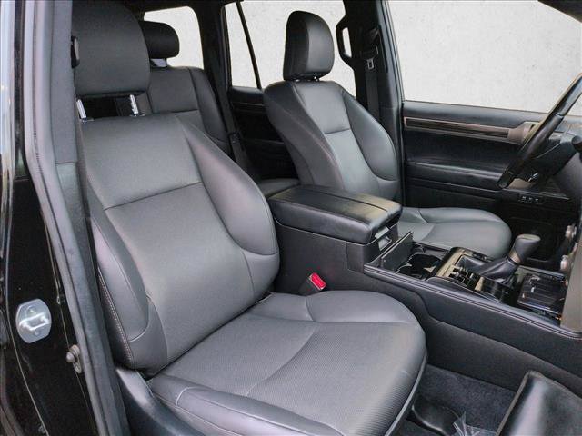 Used 2021 Lexus GX 460 Premium w/ Accessory Package AWD/4WD image 23