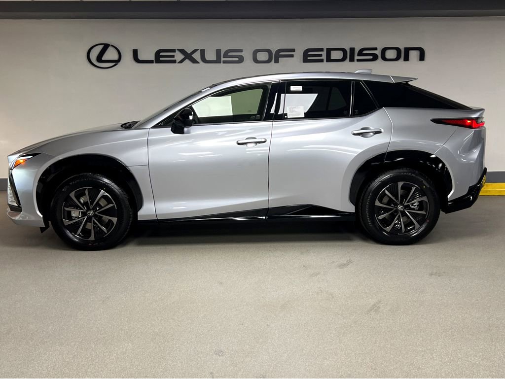 New 2026 Lexus RZ 450e AWD image 4