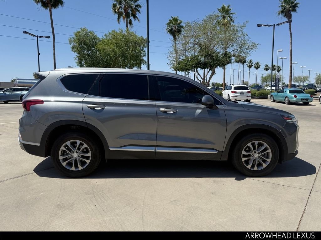 Used 2019 Hyundai Santa Fe SEL FWD image 8