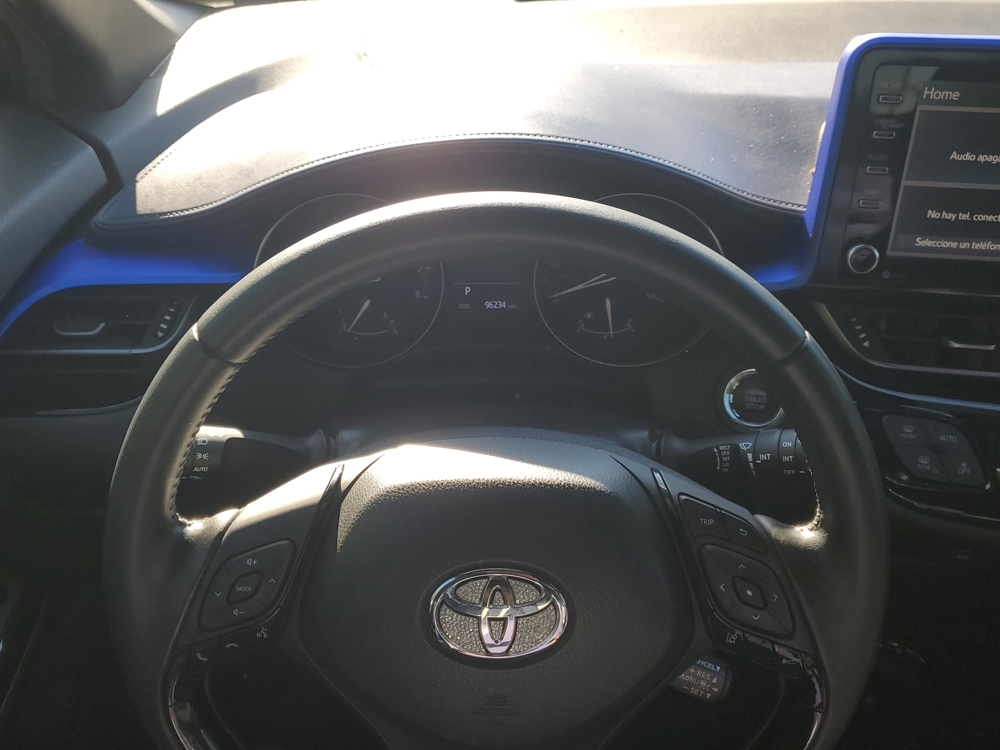 Used 2020 Toyota C-HR XLE image 20
