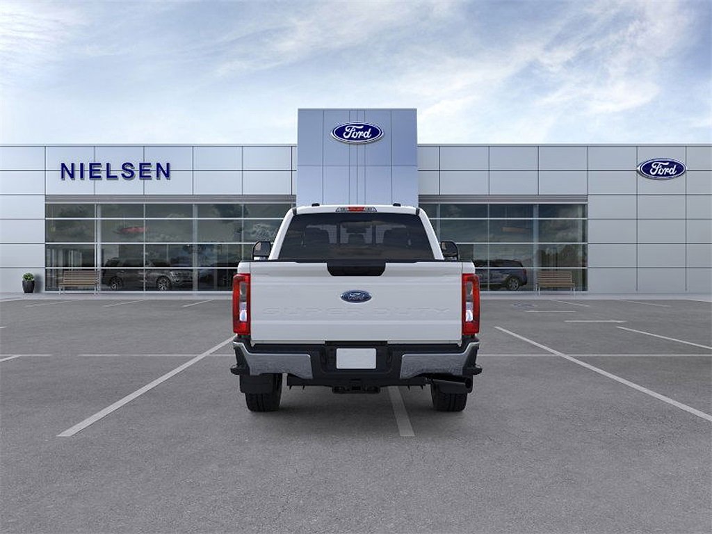 New 2026 Ford F350 XLT image 5