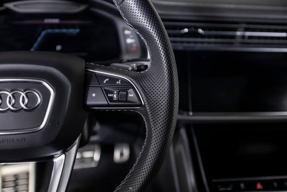 Used 2024 Audi SQ8 Premium Plus image 44