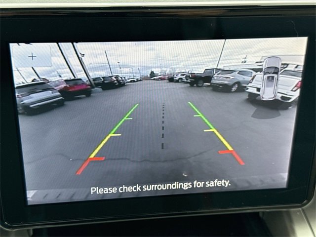 Used 2021 Ford Explorer XLT w/ Equipment Group 202A image 15