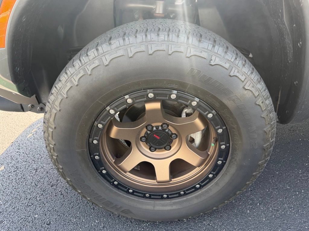 Used 2022 Nissan Frontier PRO-4X AWD/4WD image 9