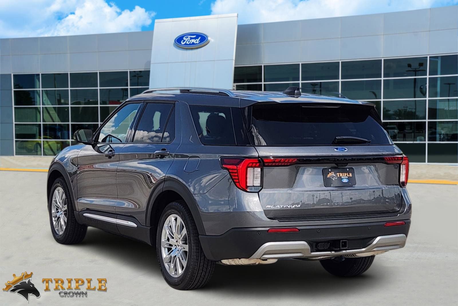 New 2026 Ford Explorer Platinum RWD image 4