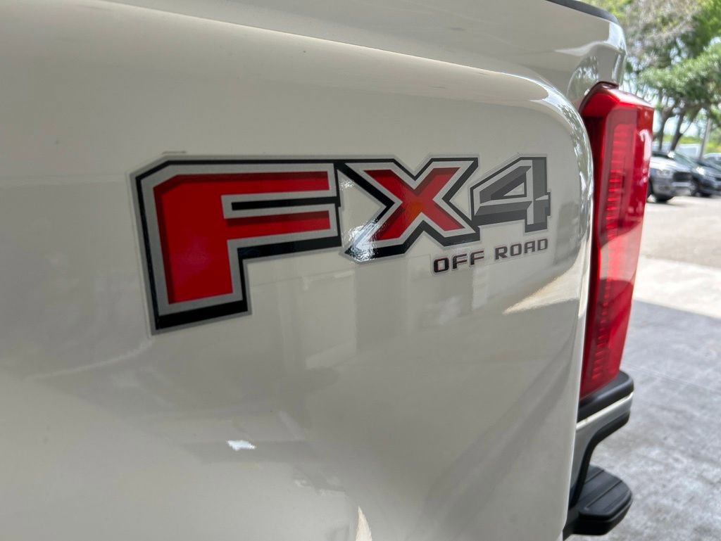 Used 2025 Ford F350 XLT w/ FX4 Off-Road Package AWD/4WD image 17