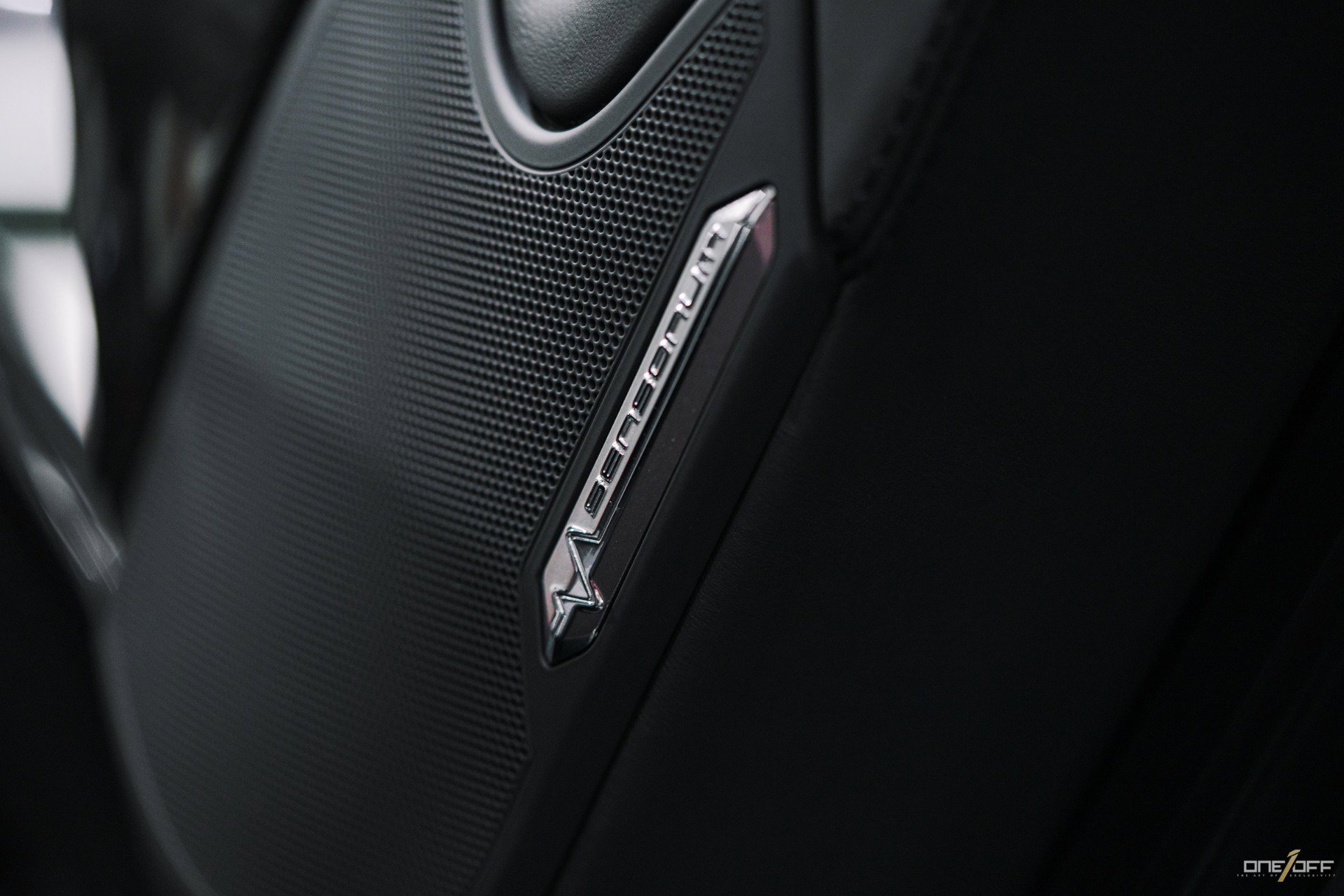 Used 2018 Lamborghini Aventador S image 12