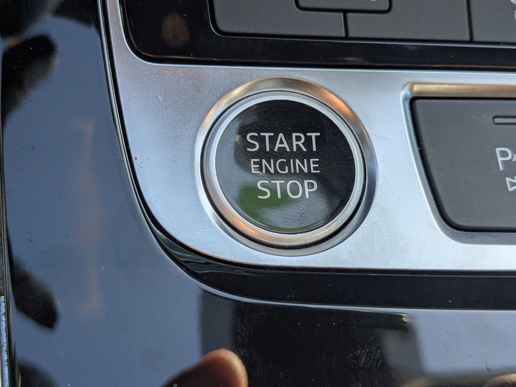 Used 2021 Audi Q8 Premium Plus w/ Premium Plus Package image 16