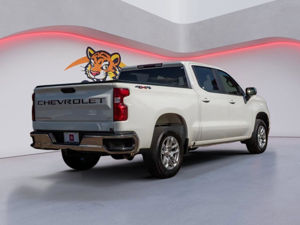 Used 2023 Chevrolet Silverado 1500 LT AWD/4WD image 5