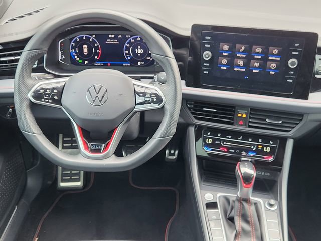 Used 2025 Volkswagen Jetta GLI Autobahn image 25