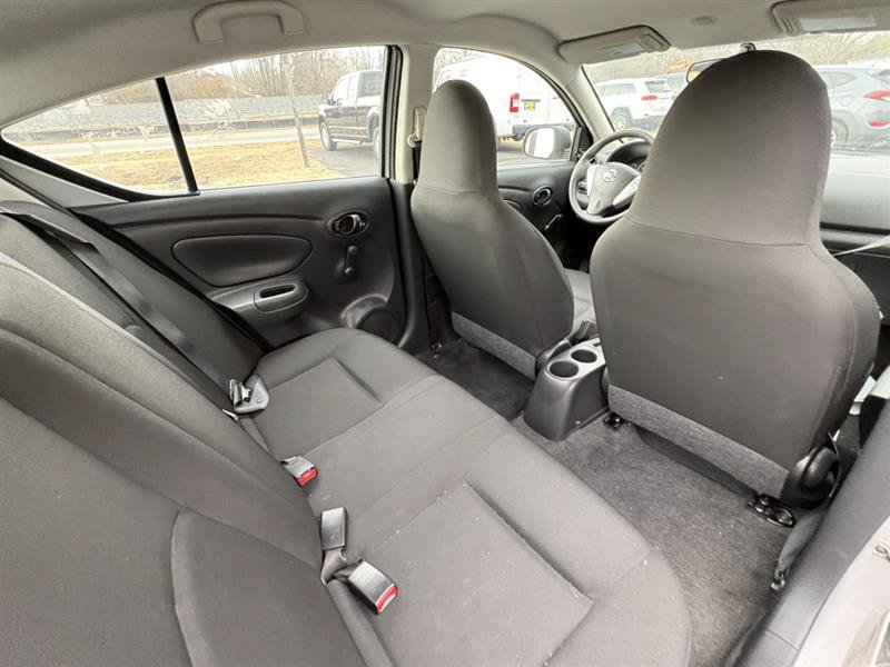 Used 2015 Nissan Versa S Plus FWD image 10