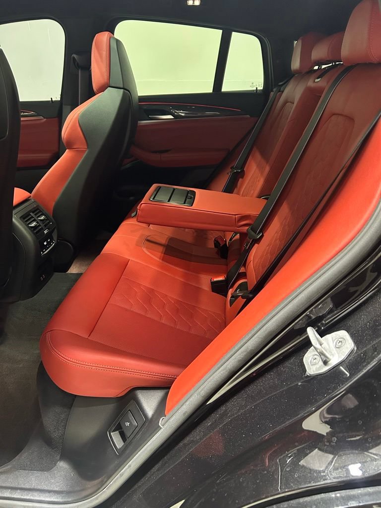 Used 2024 BMW X4 M AWD/4WD image 31