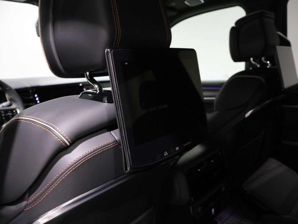 New 2026 Jeep Grand Wagoneer L Summit AWD/4WD image 20