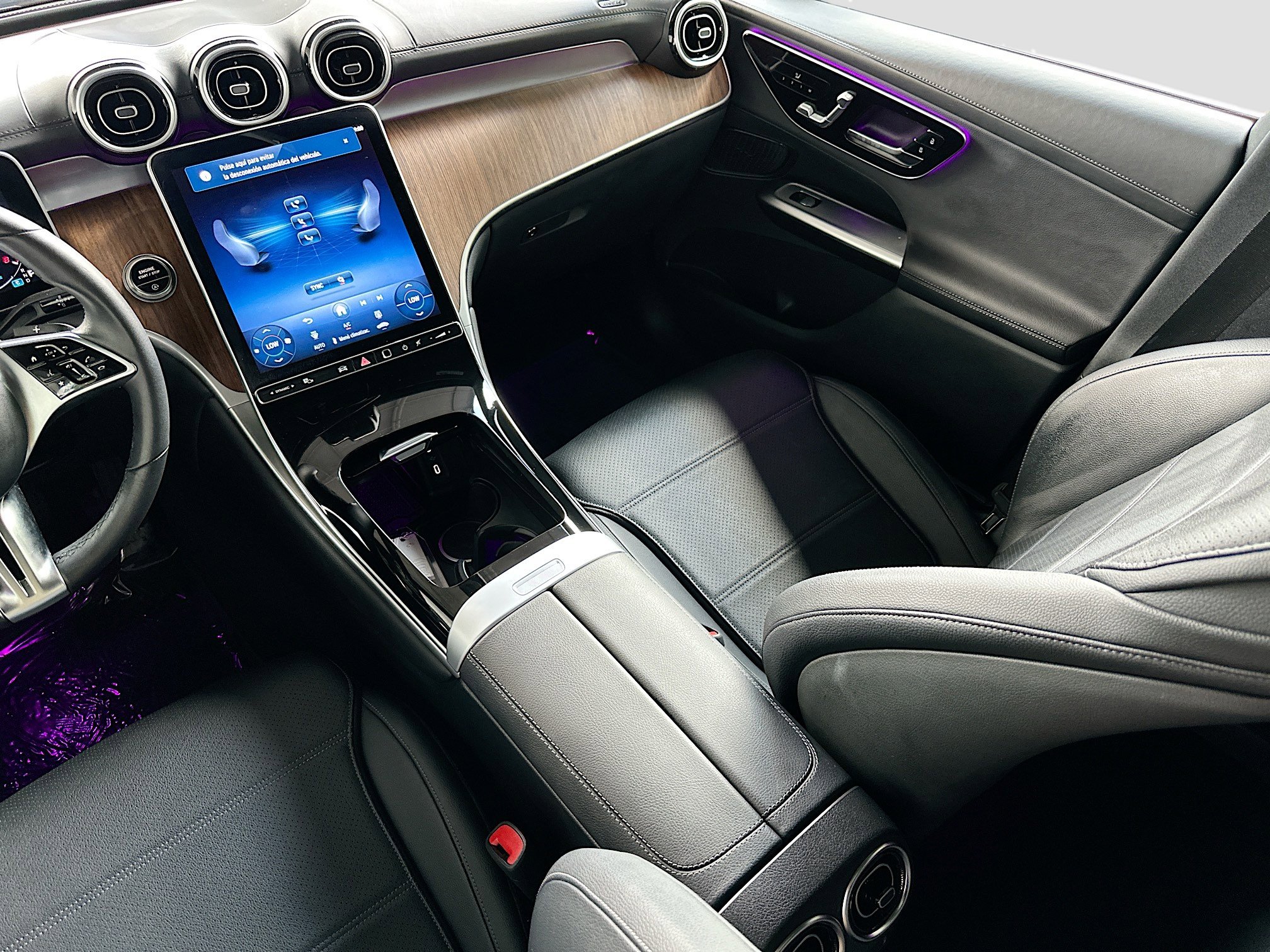 Used 2025 Mercedes-Benz GLC 300 GLC 300 image 23