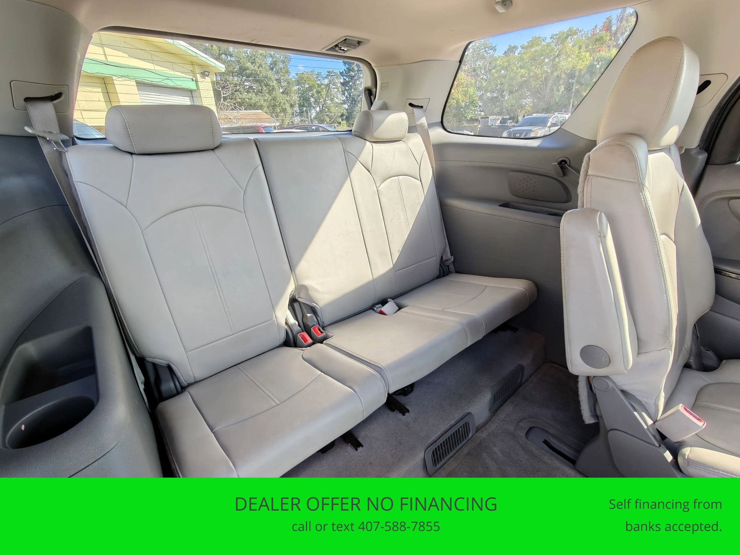 Used 2014 GMC Acadia SLT image 17