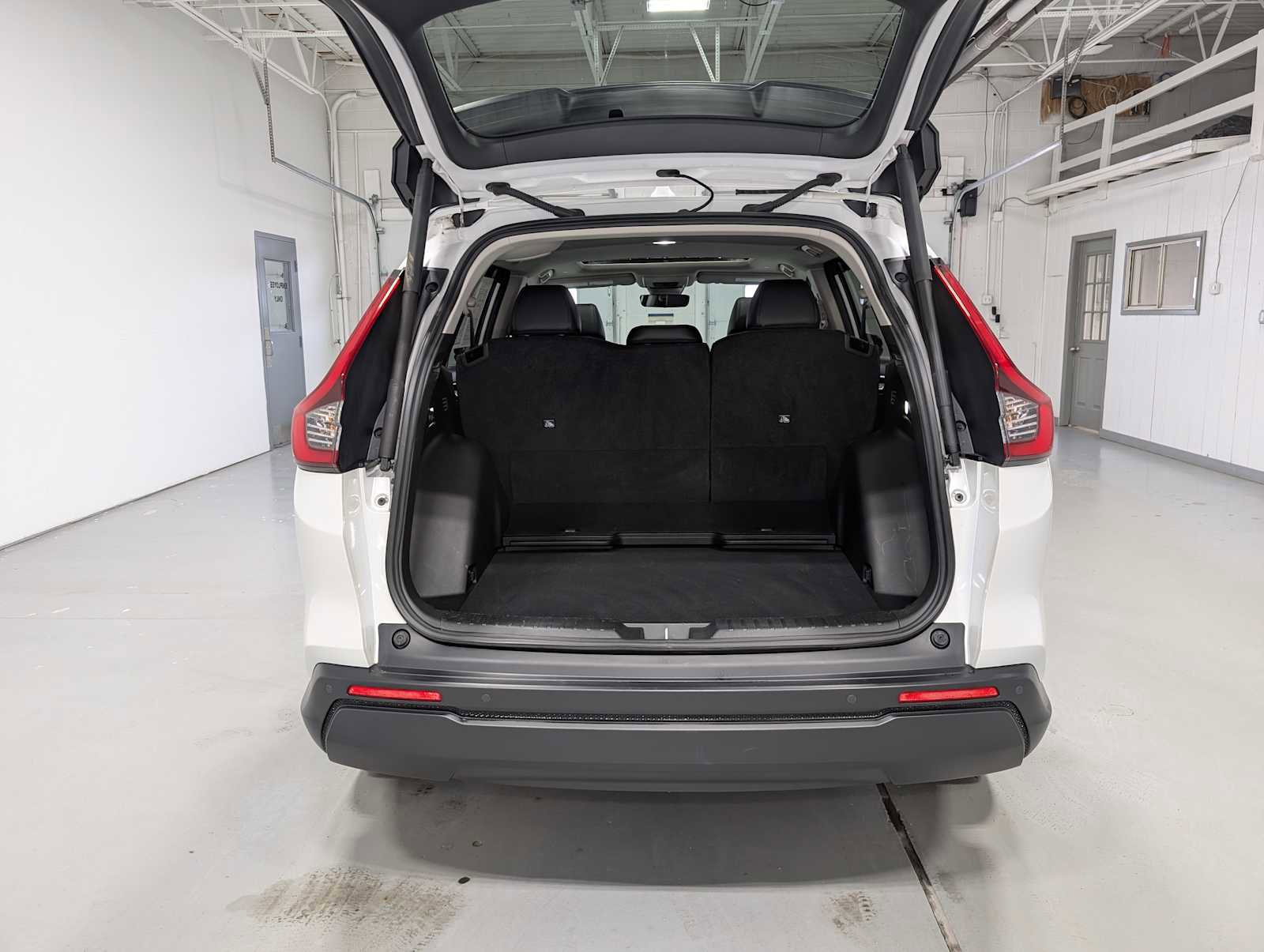 Used 2024 Honda CR-V EX-L image 39