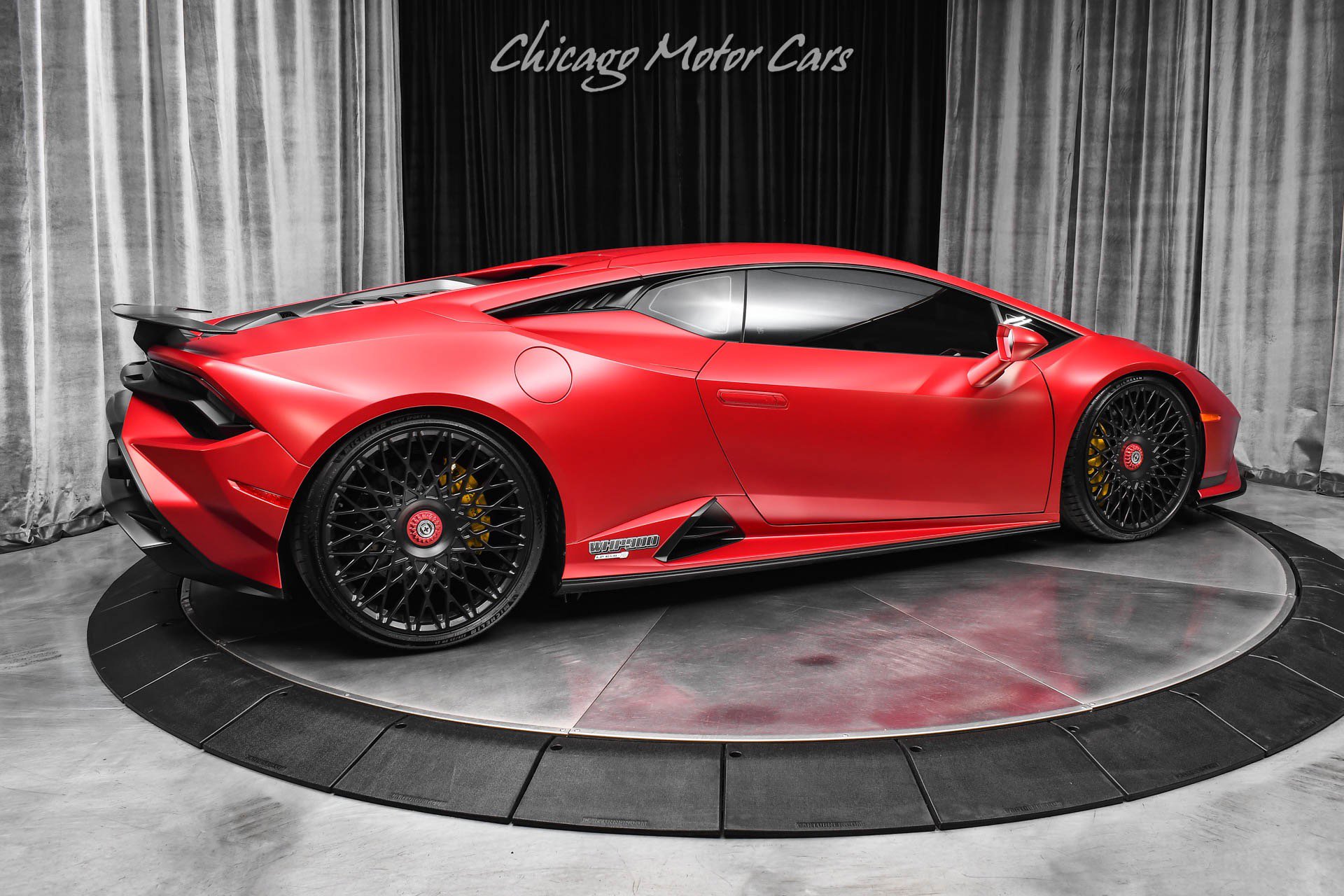 Used 2023 Lamborghini Huracan Tecnica RWD image 5