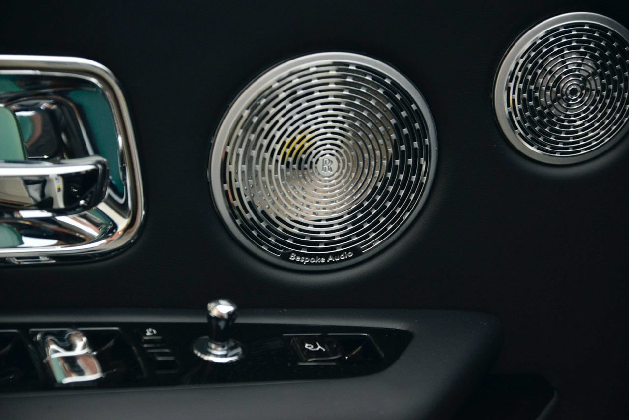 Certified 2023 Rolls-Royce Cullinan w/ Technology Package AWD/4WD image 22