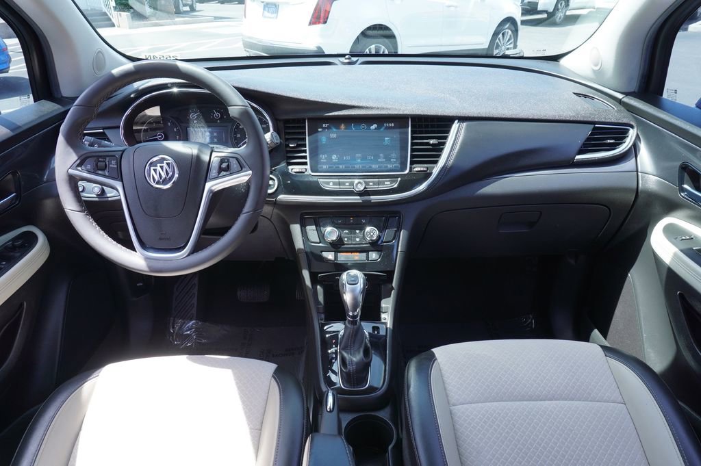 Used 2020 Buick Encore Preferred FWD image 11