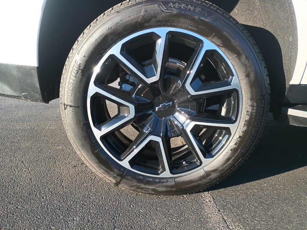 Used 2022 Chevrolet Tahoe RST w/ Sport Performance Package image 35