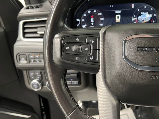 Used 2022 GMC Yukon XL Denali w/ Advanced Technology Package image 29