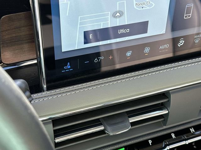 Used 2025 Lincoln Corsair Grand Touring w/ Equipment Group 301A AWD/4WD image 33