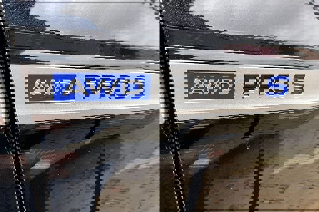 Certified 2023 Volkswagen ID.4 Pro S Plus image 7