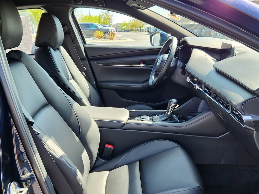 Used 2021 MAZDA MAZDA3 s image 16