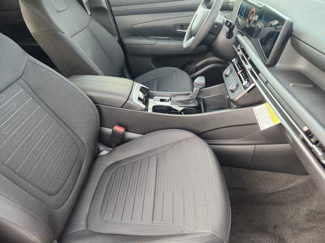New 2026 Hyundai Santa Cruz SE image 9