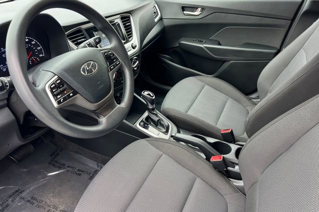 Used 2021 Hyundai Accent SE FWD image 13