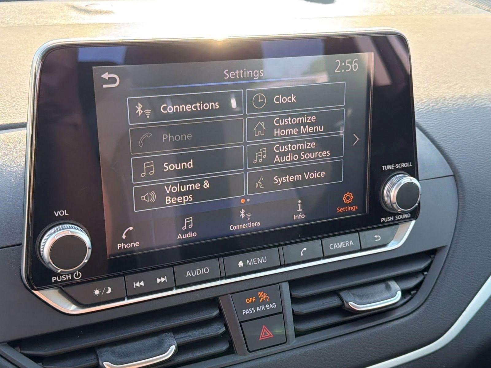 Used 2025 Nissan Altima 2.5 S image 23