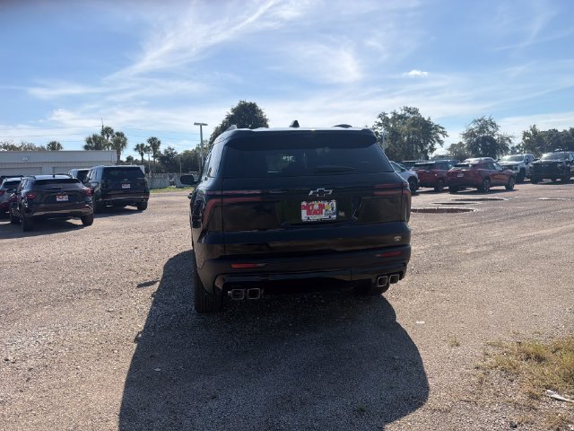 New 2027 Chevrolet Traverse LT w/ Midnight/Sport Edition FWD image 9