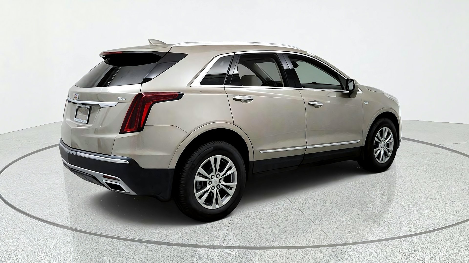 Certified 2023 Cadillac XT5 Premium Luxury AWD/4WD image 5