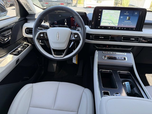 New 2026 Lincoln Aviator 2WD image 24