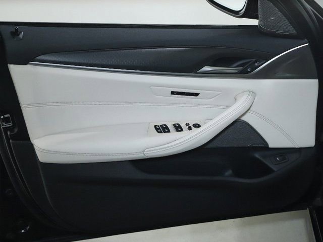 Certified 2023 BMW 540i xDrive w/ Executive Package image 16