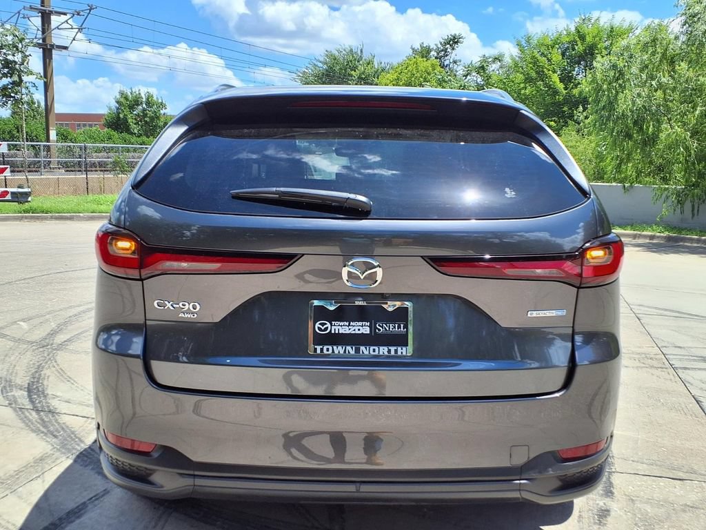 Used 2024 MAZDA CX-90 Plug-In Hybrid w/ Preferred AWD/4WD image 4