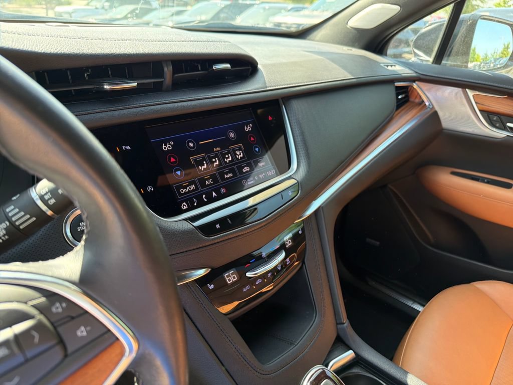Used 2022 Cadillac XT5 Premium Luxury FWD image 24
