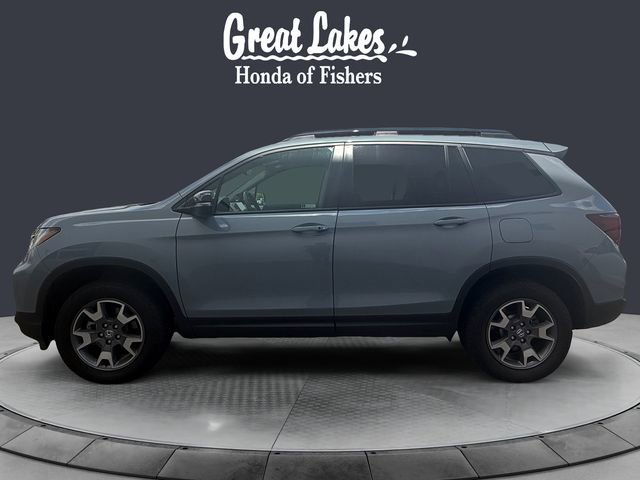 Used 2023 Honda Passport TrailSport image 2
