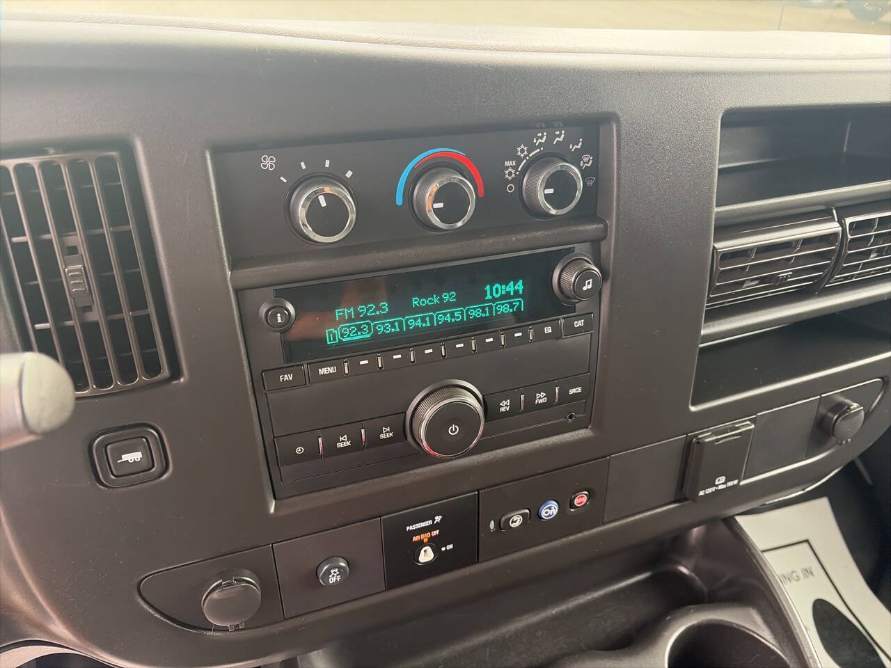 Used 2019 GMC Savana 2500 w/ Driver Convenience Package RWD image 14