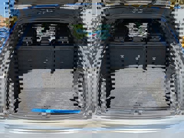 New 2025 Cadillac Escalade IQ Luxury 1 image 31