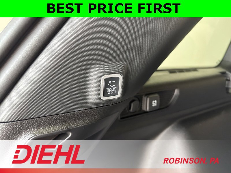 New 2025 Jeep Grand Cherokee Limited image 11